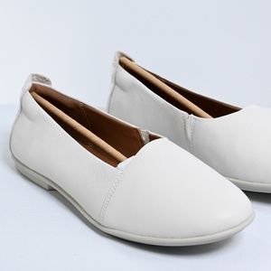 Clarks Leather Loafers NWT